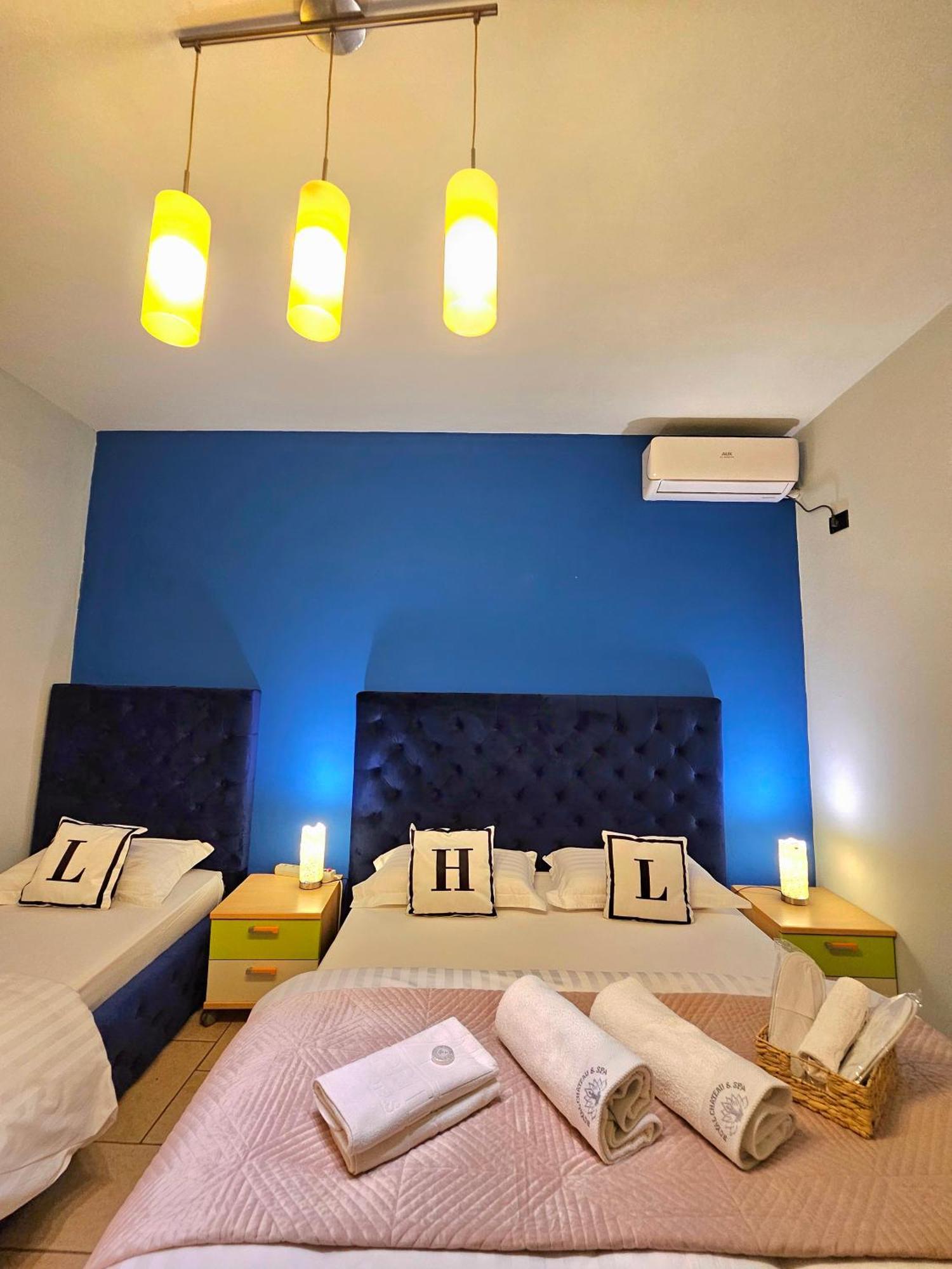Center Apartment Easy_Luxury Тирана Экстерьер фото