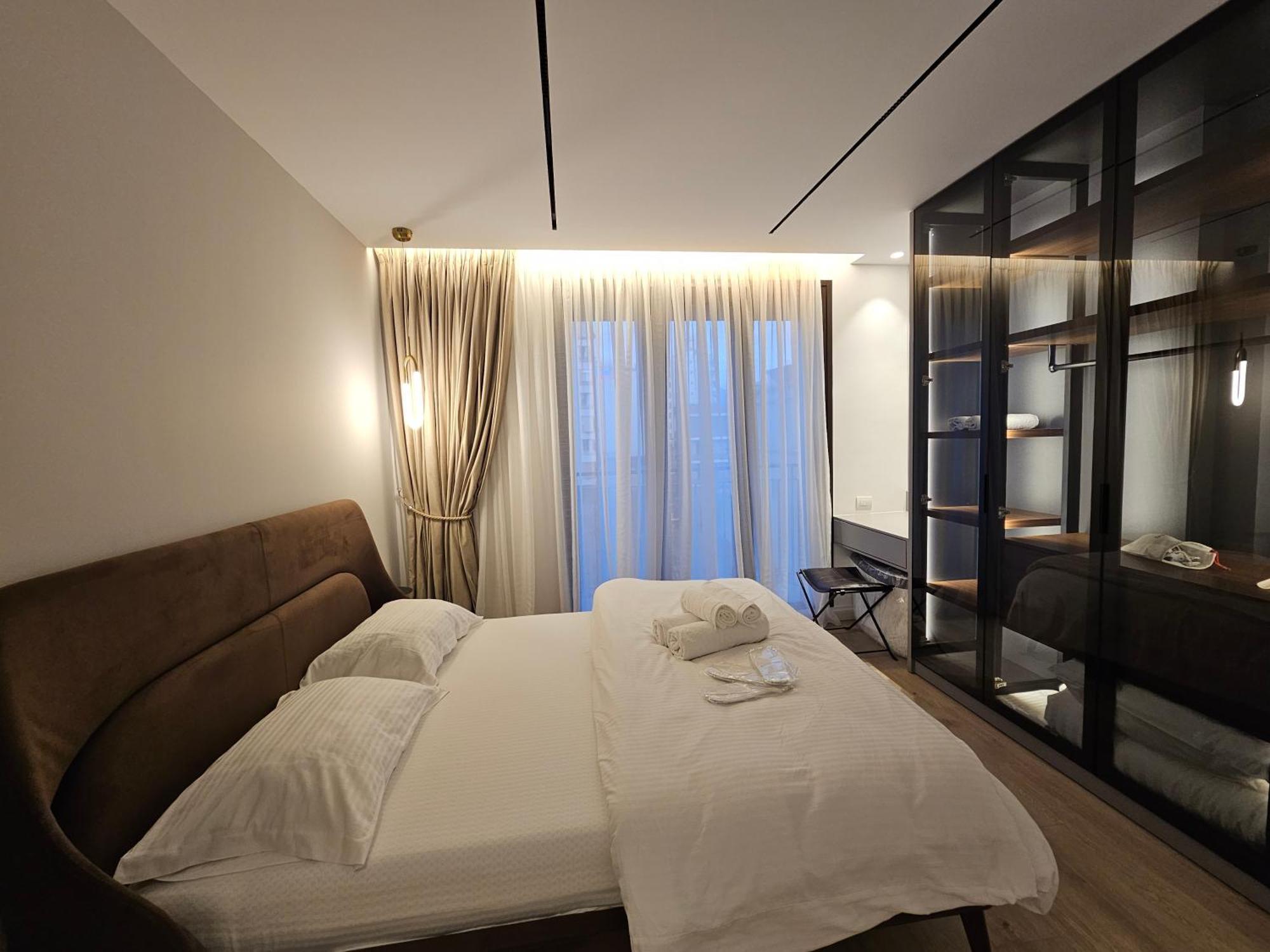 Center Apartment Easy_Luxury Тирана Экстерьер фото