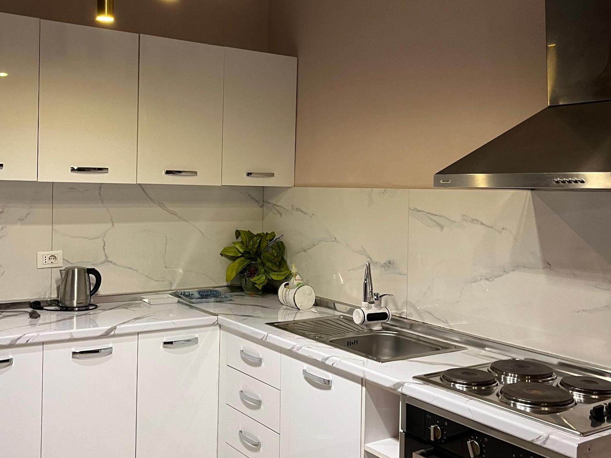 Center Apartment Easy_Luxury Тирана Номер фото