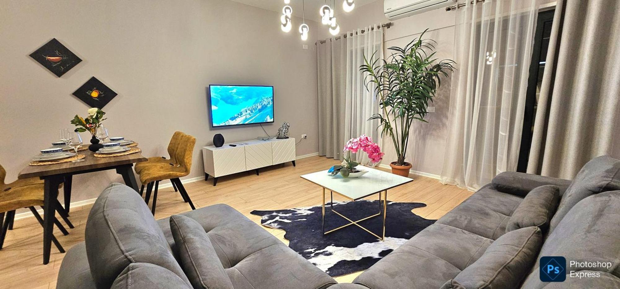 Center Apartment Easy_Luxury Тирана Экстерьер фото